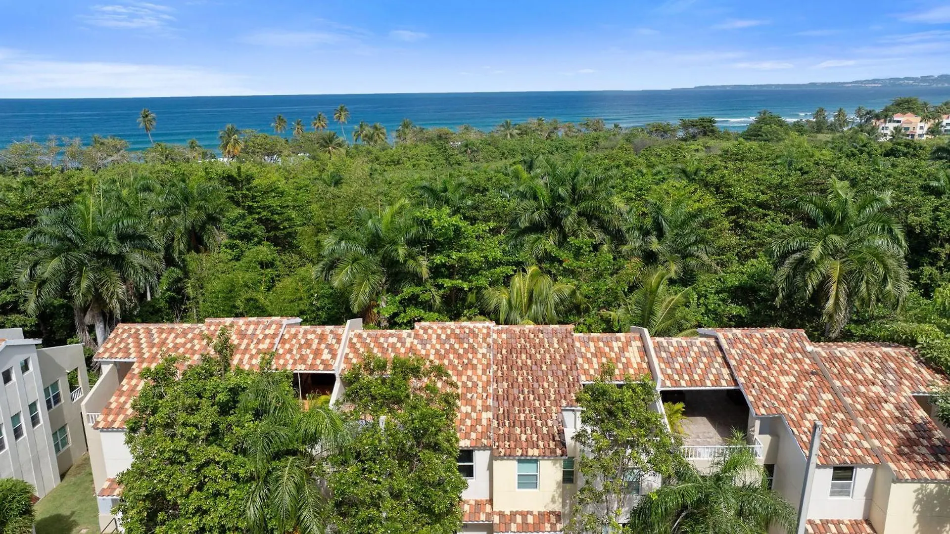 Townhome Withrooftop Terrace At Landing View 303 Rincon Tatil Evi