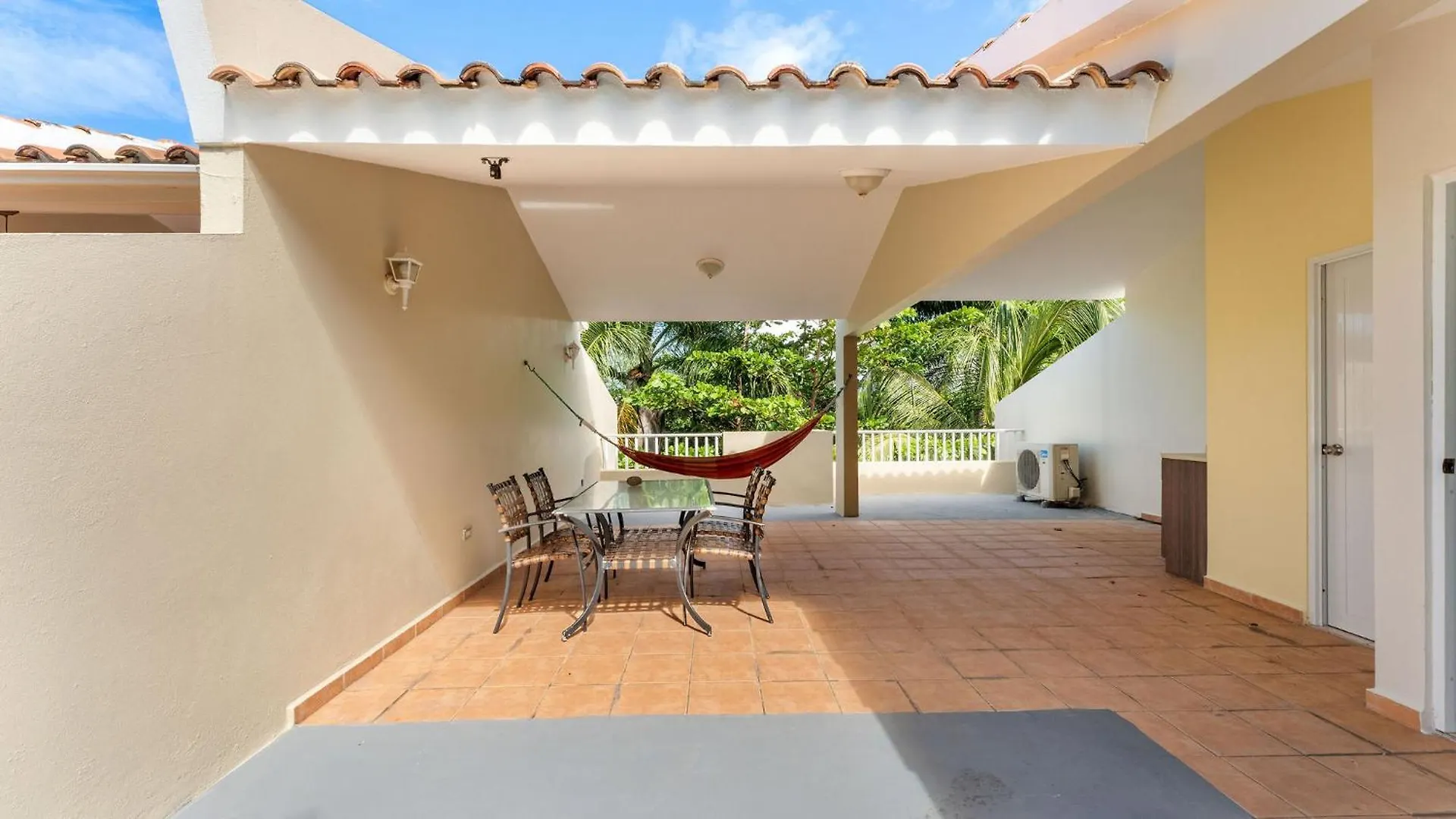 Townhome Withrooftop Terrace At Landing View 303 Rincon 0*,